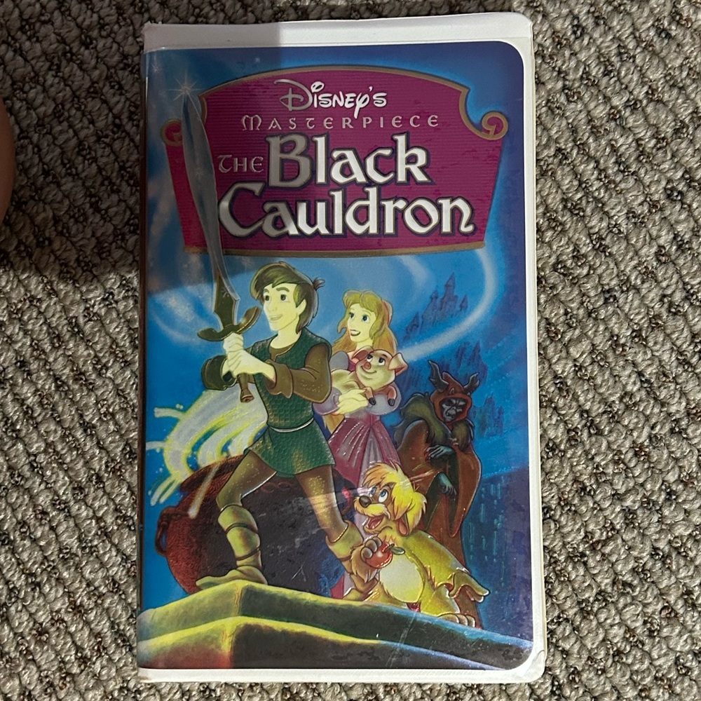 Disney Black Cauldron VHS Masterpiece Collection Clamshell Tape PG